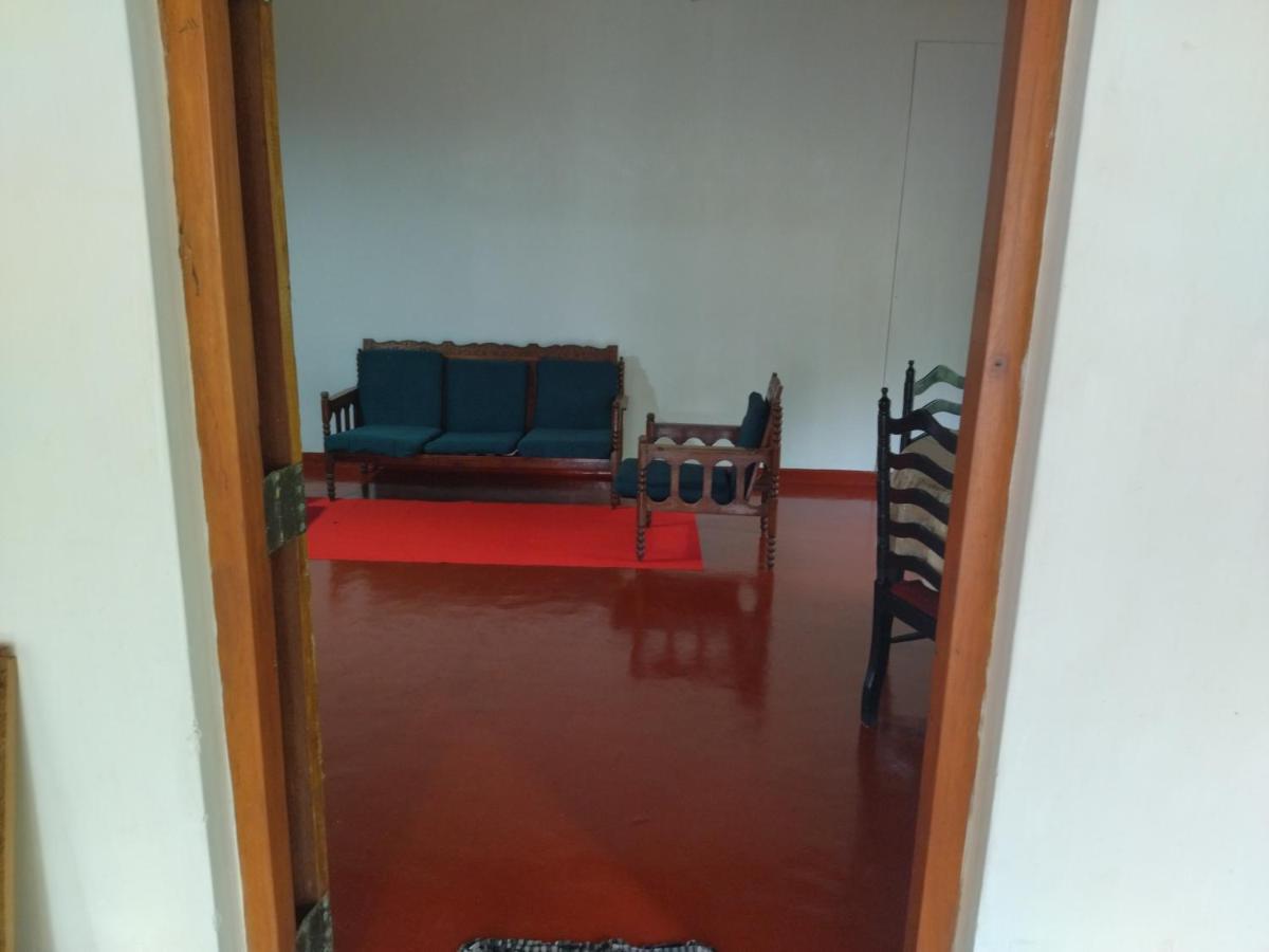 Lal House Apartment Хикадува Екстериор снимка