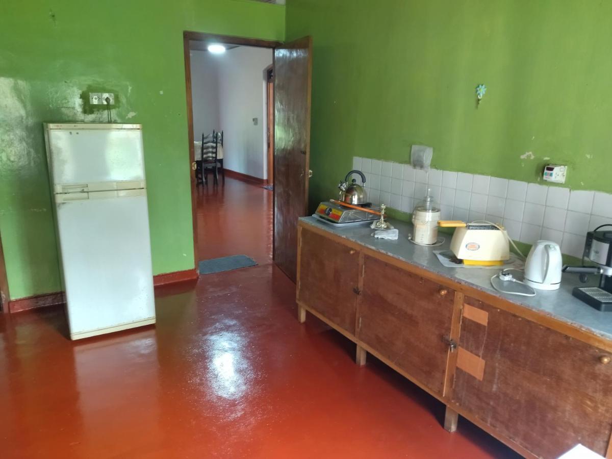 Lal House Apartment Хикадува Екстериор снимка