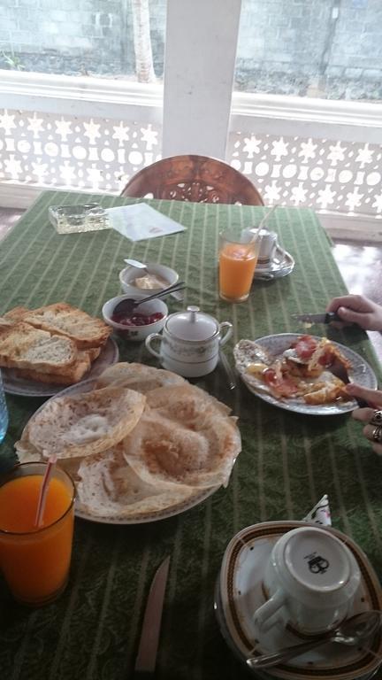 Lal House Apartment Хикадува Екстериор снимка
